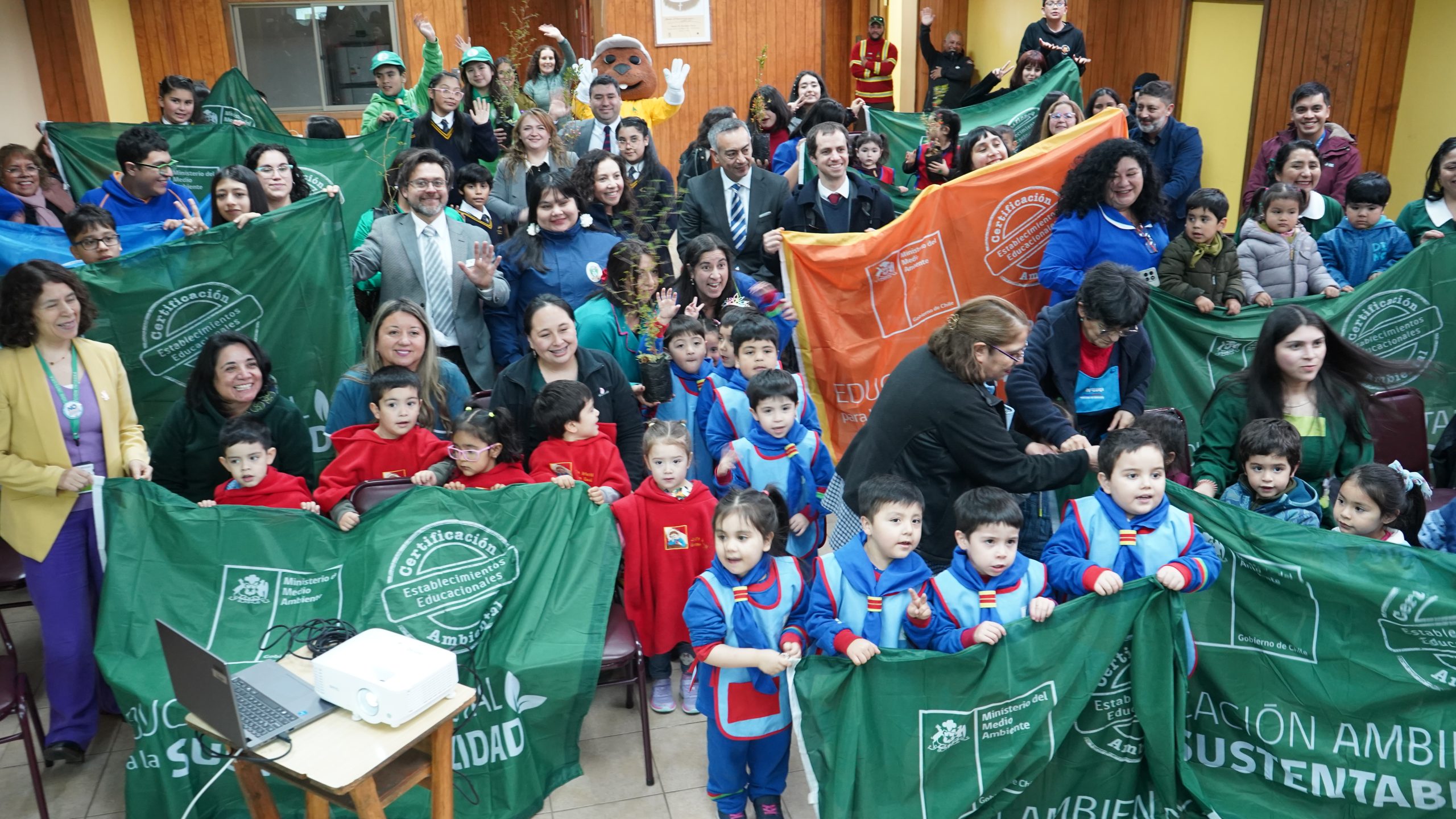 Escuela de Lenguaje Kalem obtiene certificación ambiental de Excelencia SNCAE